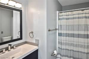 8093 Country Rd UNIT 204, Fort Myers, FL 33919, Sold 11/30/20