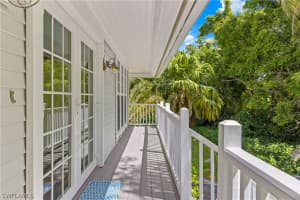525 N Yachtsman Dr, Sanibel, FL 33957, Sold 11/16/20