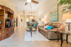 6214 Mandalay Cir, Naples, FL 34112, Sold 01/29/21