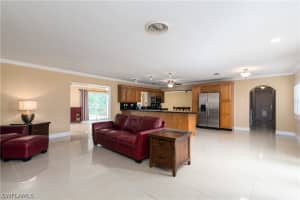 535 Val Mar Dr, Fort Myers, FL 33919, Sold 12/31/20