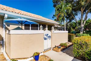 378 Emerald Bay Cir, Naples, FL 34110, Sold 11/20/20