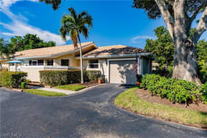 378 Emerald Bay Cir, Naples, FL 34110, Sold 11/20/20