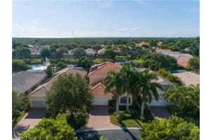 373 Mallory Ct, Naples, FL 34110, Sold 11/25/20