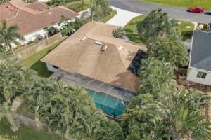 1010 Moon Lake Dr, Naples, FL 34104, Sold 02/03/21