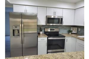 6894 Sandtrap Dr Apt 2, Fort Myers, FL 33919, Sold 03/19/21