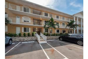 3002 Sandpiper Bay Cir, Naples, FL 34112, Sold 07/09/21