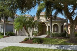 1369 Serrano Cir, Naples, FL 34105, Sold 11/30/20