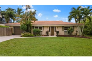 11751 Isle of Palms Dr, Fort Myers Beach, FL 33931, Sold 12/11/20
