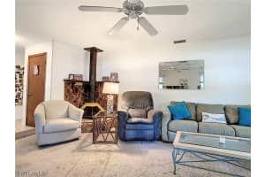 1357 Jamaica Dr, Sanibel, FL 33957, Sold 11/30/20