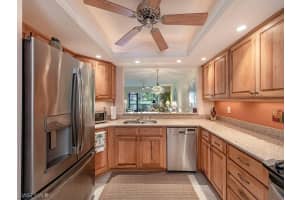 531 Lake Louise Cir, Naples, FL 34110, Sold 12/02/20