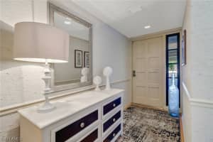 108 Clubhouse Dr, Naples, FL 34105, Sold 05/03/21