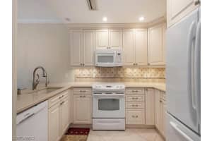 3313 Europa Dr, Naples, FL 34105, Sold 11/09/20