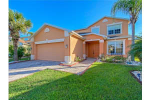 8102 Silver Birch Way, Lehigh Acres, FL 33971, Sold 12/11/20