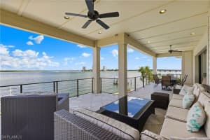 290 Estrellita Dr, Fort Myers Beach, FL 33931, Sold 01/22/21
