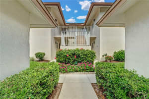 525 Lake Louise Cir #101, Naples, FL 34110, Sold 11/19/20