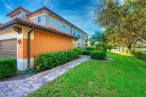 1259 Carpazi Ct, Naples, FL 34105, Sold 11/24/20