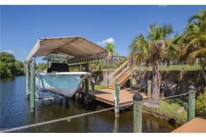 9194 Palm Island Cir, North Fort Myers, FL 33903, Sold 12/10/20