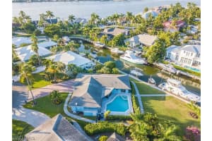 2140 Shad Ct, Naples, FL 34102, Sold 04/15/21