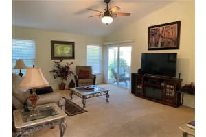 290 Emerald Bay Cir, Naples, FL 34110, Sold 01/15/21