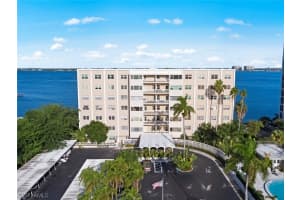 1900 Clifford St, Fort Myers, FL 33901, Sold 01/29/21
