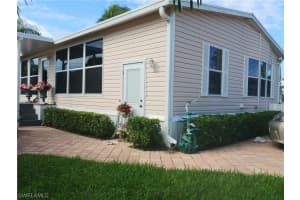 2051 Crystal Lake Dr, Naples, FL 34120, Sold 01/15/21