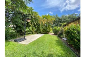 6433 Morgan La Fee Ln, Fort Myers, FL 33912, Sold 12/28/20