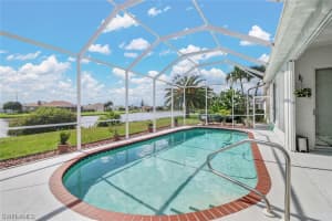 4513 Varsity Lakes Ct, Lehigh Acres, FL 33971, Sold 12/16/20