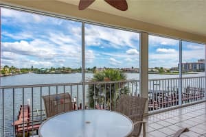 9700 Gulf Shore Dr, Naples, FL 34108, Sold 02/12/21