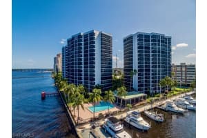 1920 Virginia Ave APT 1503, Fort Myers, FL 33901, Sold 12/07/20