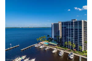 1920 Virginia Ave APT 1503, Fort Myers, FL 33901, Sold 12/07/20