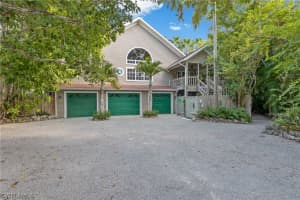 8060 Lagoon Rd, Fort Myers Beach, FL 33931, Sold 01/29/21