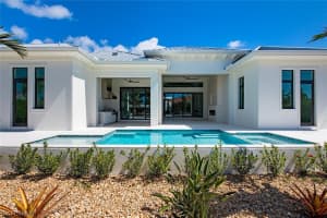 2140 Snook Dr, Naples, FL 34102, Sold 03/03/21
