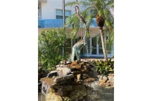 220 Seaview Ct, Marco Island, FL 34145, Sold 12/07/20