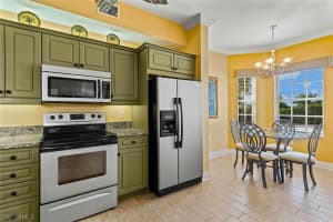 450 Bayfront Pl, Naples, FL 34102, Sold 02/05/21