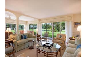 104 Clubhouse Dr, Naples, FL 34105, Sold 04/02/21