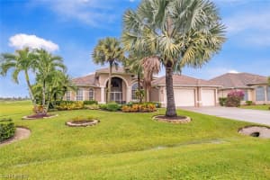 18528 Royal Hammock Blvd, Naples, FL 34114, Sold 12/17/20