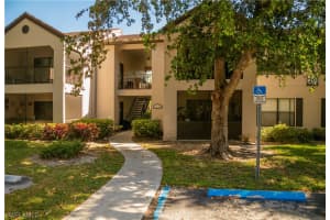 2214 Arbour Walk Cir, Naples, FL 34109, Sold 01/12/21