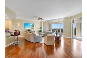 425 Dockside Dr, Naples, FL 34110, Sold 04/23/21