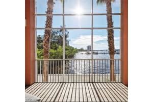 2743 First St #109, Fort Myers, FL 33916, Sold 10/15/21