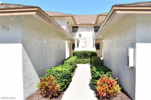 525 Lake Louise Cir, Naples, FL 34110, Sold 12/30/20