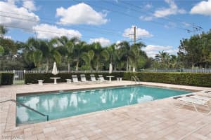 915 Moon Lake Dr, Naples, FL 34104, Sold 02/12/21