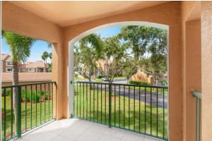 1270 Wildwood Lakes Blvd, Naples, FL 34104, Sold 02/17/21