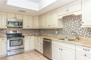 524 Wildwood Ln, Naples, FL 34105, Sold 02/26/21
