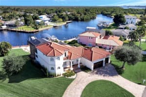 2126 Club House Rd, North Fort Myers, FL 33917, Sold 12/28/20