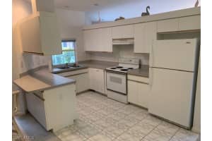 1055 Moon Lake Dr, Naples, FL 34104, Sold 02/05/21