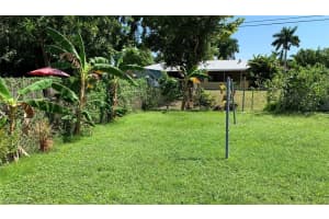 714 109th Ave N, Naples, FL 34108, Sold 12/18/20