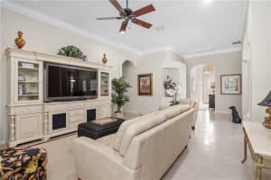 15884 Delaplata Ln, Naples, FL 34110, Sold 01/11/21