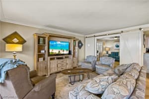 1401 Middle Gulf Dr l205, Sanibel, FL 33957, Sold 02/25/21