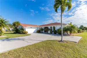 14076 Sandarac Dr, Bokeelia, FL 33922, Sold 01/29/21