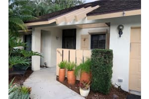 6050 Huntington Woods Drive, Naples, FL 34112, Sold 04/29/21